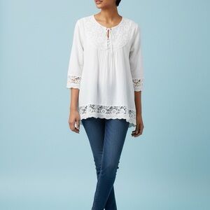 Elegant White Lace Women's Top